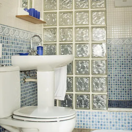 Ξενοδοχείο με διαμερίσματα Lo Raconet De La Placa 3*