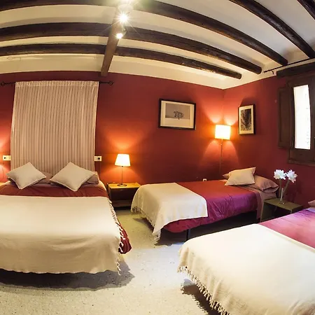 Lo Raconet De La Plaça Apartahotel 3*