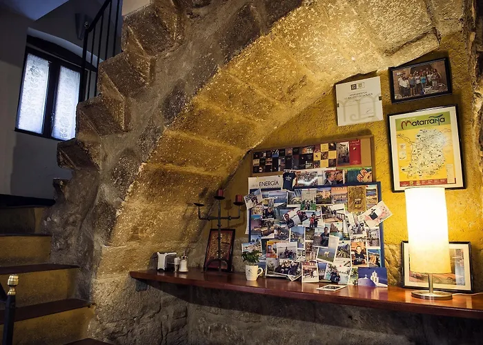 Lo Raconet De La Placa Apartahotel