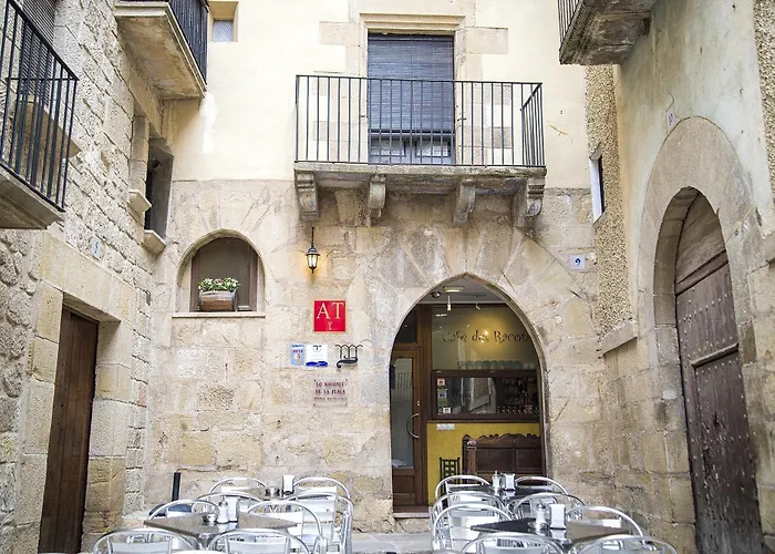 Lo Raconet De La Plaça 3*