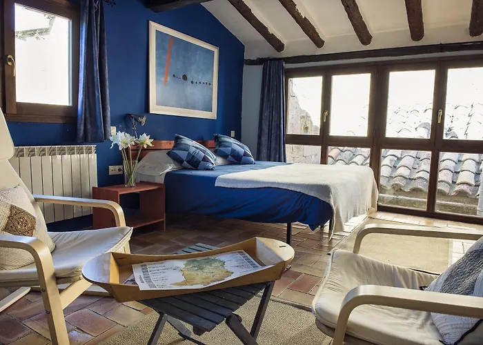 Lo Raconet De La Placa Lägenhetshotell 3*